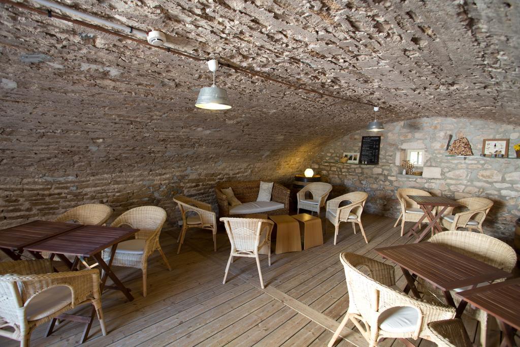 Hotel L'Oree Des Vignes Gilly-lès-Cîteaux Dış mekan fotoğraf